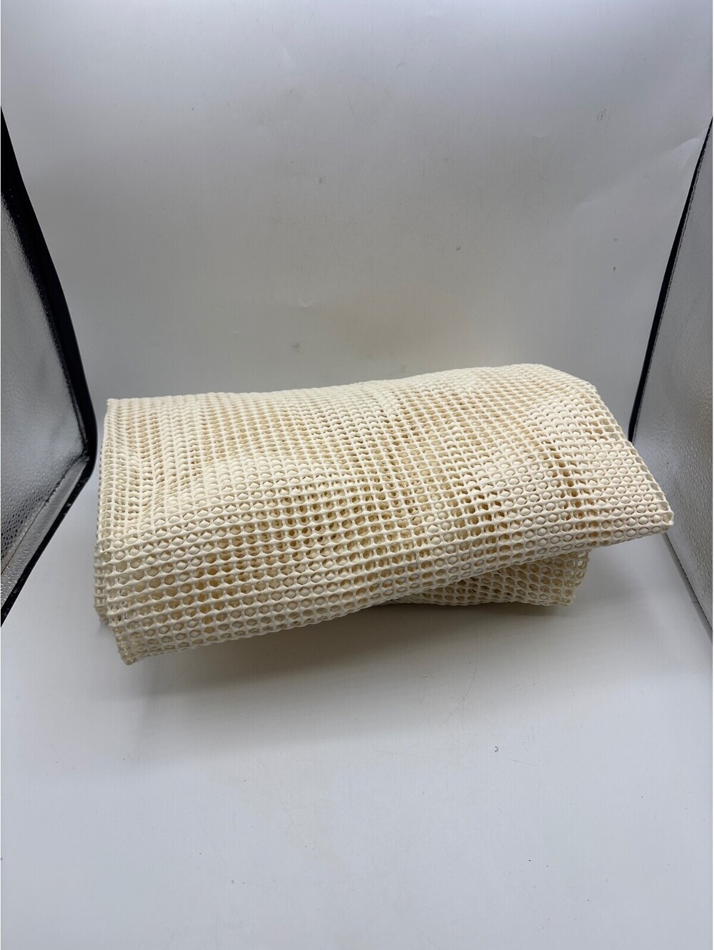 Strong Grip Non-Slip Area Rug Pad (Thickness of 0.125") No Sliding No Moving Rug - Picture 1 of 3
